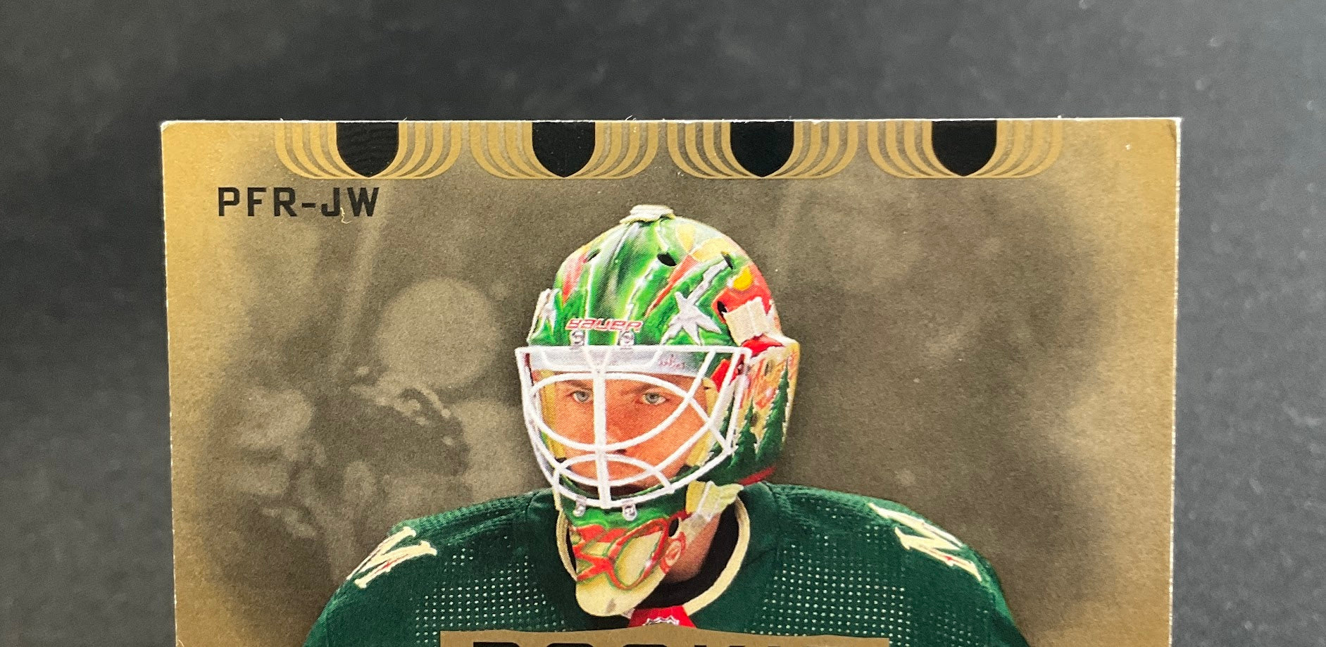 Jesper Wallstedt 2024-25 Upper Deck Premier Rookie Focus Swatch RC Auto 08/49